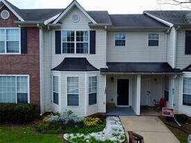 130 Hawkeye Ln NW in Conyers, GA - Building Photo