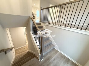 707 Wood Sage Ct in Raymore, MO - Foto de edificio - Building Photo