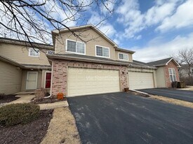 267 Capitol Dr in Sugar Grove, IL - Building Photo