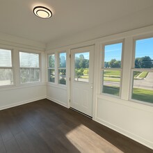 5301 Urbandale Ave in Des Moines, IA - Building Photo - Building Photo
