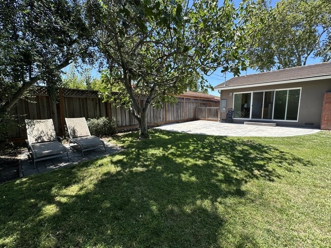 467 Luther Dr in Santa Clara, CA - Building Photo - Building Photo
