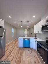 2821 W Girard Ave in Philadelphia, PA - Building Photo - Building Photo