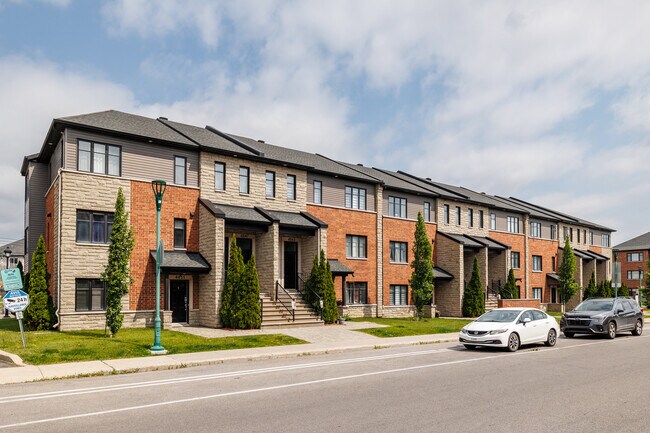 4918 Jacques-Plante Rue in Laval, QC - Building Photo - Primary Photo