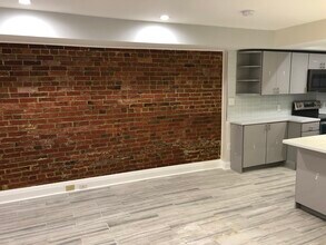 60 V St NW, Unit B in Washington, DC - Building Photo - Building Photo