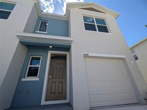 4460 Rachel Fls Dr in Tampa, FL - Building Photo - Building Photo