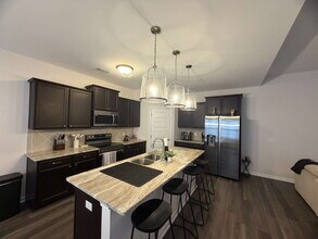 184 Glendale Ln in Hinesville, GA - Building Photo - Building Photo