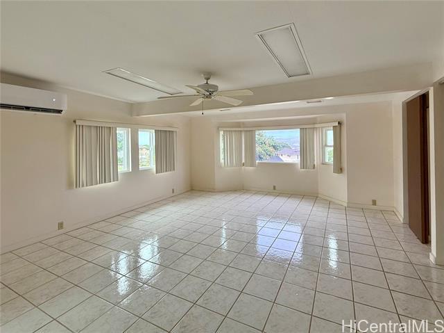 property at 98-460-460 Puaapiki St