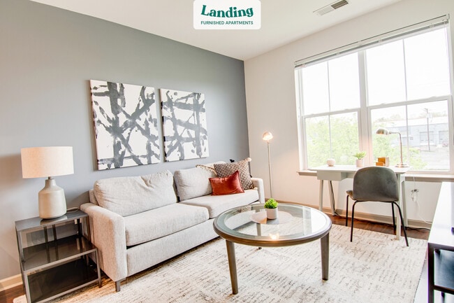 615 Swann Ave, Unit 213.1406 in Alexandria, VA - Building Photo - Building Photo