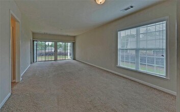 6218 Azalea Way in Hoschton, GA - Building Photo - Building Photo