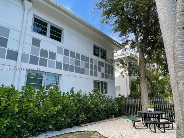 1341 15th St in Miami Beach, FL - Building Photo