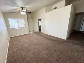 30648 N Royal Oak Way in San Tan Valley, AZ - Building Photo - Building Photo
