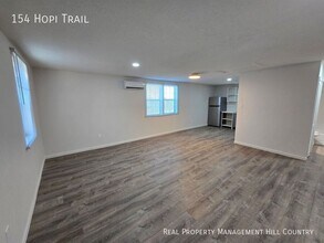 154 Hopi Trail in Bandera, TX - Building Photo - Building Photo