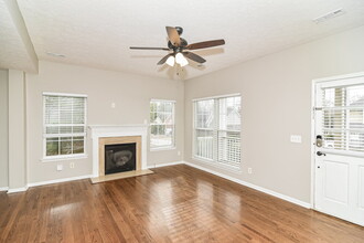 1604 Zurich Dr in Spring Hill, TN - Building Photo - Building Photo