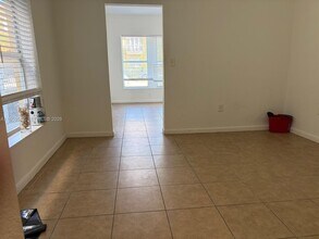 1612 Harrison St in Hollywood, FL - Building Photo - Building Photo