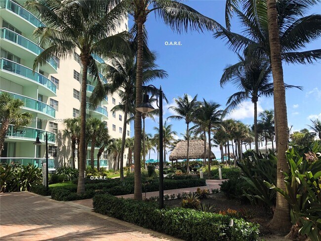 property at 3901 S Ocean Dr