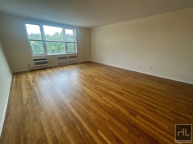 property at 245-20 Grand Central Pkwy