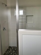 10 N 40th St in Edinburg, TX - Building Photo - Building Photo