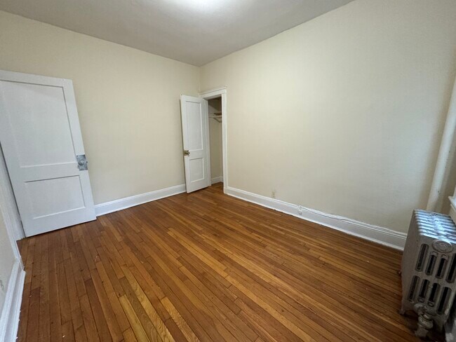 143 Washington St, Unit 3 in Boston, MA - Building Photo - Building Photo