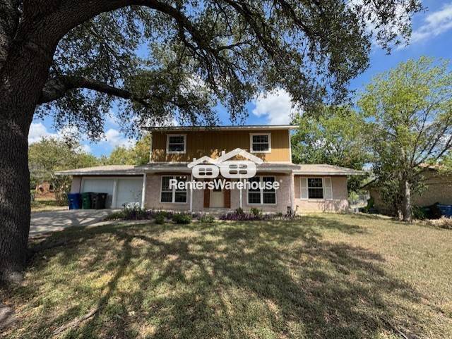 127 Dartmoor St in San Antonio, TX - Foto de edificio