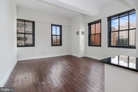 3131 Walnut St, Unit 2B-329 in Philadelphia, PA - Building Photo - Building Photo