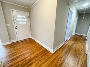 1842 Evelyn St in Cayce, SC - Building Photo - Building Photo