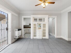 736 Olive Ave in Long Beach, CA - Building Photo