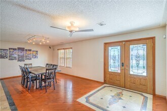 3480 W Mesa Verde Ln in Las Vegas, NV - Building Photo - Building Photo