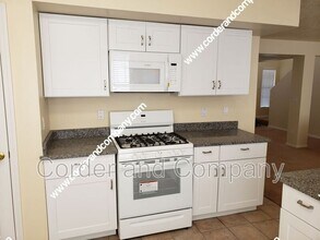 8116 Fieldstone Ave NW in Albuquerque, NM - Building Photo - Building Photo