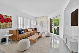 4807 Via Palm Lakes in West Palm Beach, FL - Building Photo