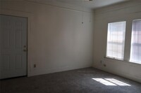 2208 Brackenridge St photo'
