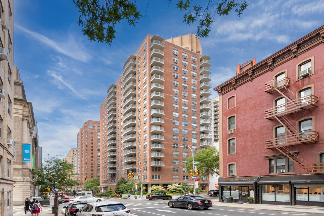 Murray Hill House in New York, NY - Building Photo