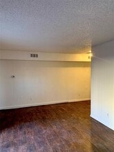 2904 Sweeney Ln in Austin, TX - Building Photo - Building Photo