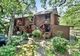 121 Lakeside Villla in Diamondhead, MS - Building Photo - Building Photo