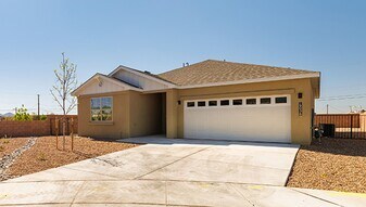 6045 Geo Pk Wy in Santa Fe, NM - Building Photo