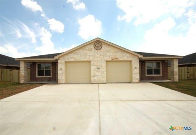 property at 4509 Cambridge Dr