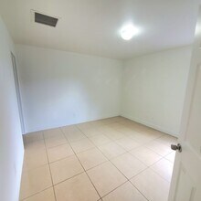 914 Alabama Rd S-Unit -916 in Lehigh Acres, FL - Building Photo - Building Photo