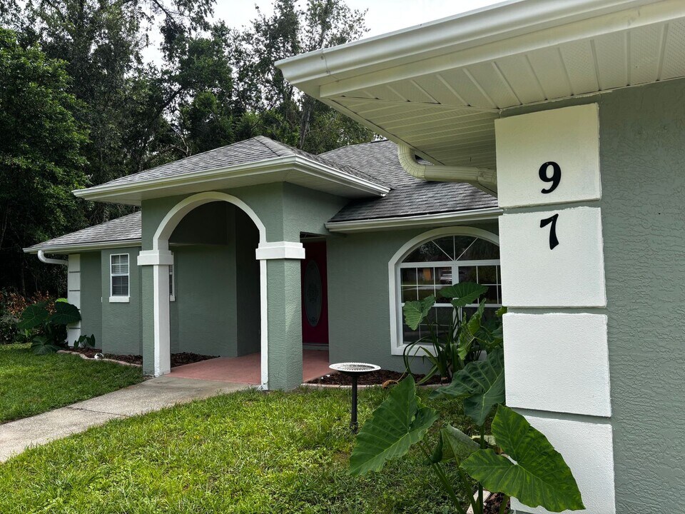 97 Pine Crse in Ocala, FL - Foto de edificio