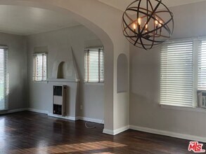 259 S Elm Dr in Beverly Hills, CA - Building Photo - Building Photo