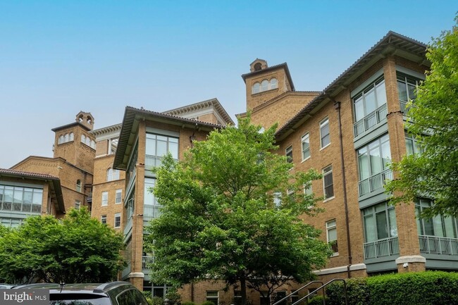 property at 2425 L St NW