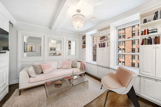 465 W 23rd St in New York, NY - Building Photo - Building Photo