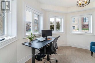 2147 Lillykin St in Oakville, ON - Building Photo - Building Photo