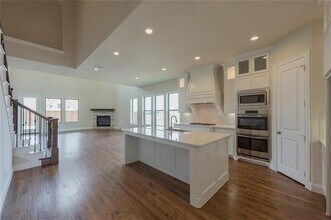 703 Thoroughbred Ave in Frisco, TX - Building Photo - Building Photo