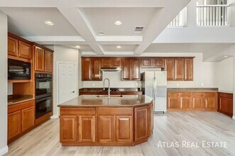 5721 Red Roof St in North Las Vegas, NV - Building Photo - Building Photo