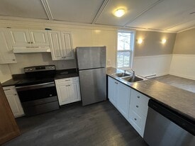 222 Church St in Moncton, NB - Building Photo