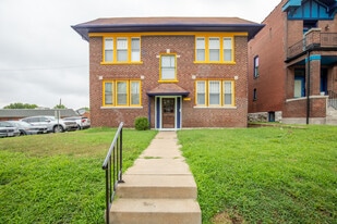 2335 Ann Ave, Unit 2E in St. Louis, MO - Building Photo
