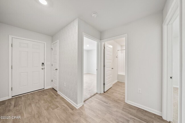 4008 Pioneer Ln. in Callaway, FL - Building Photo - Building Photo