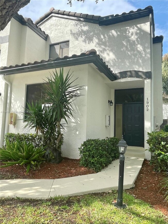 7525 NW 61st Ter in Parkland, FL - Building Photo - Building Photo
