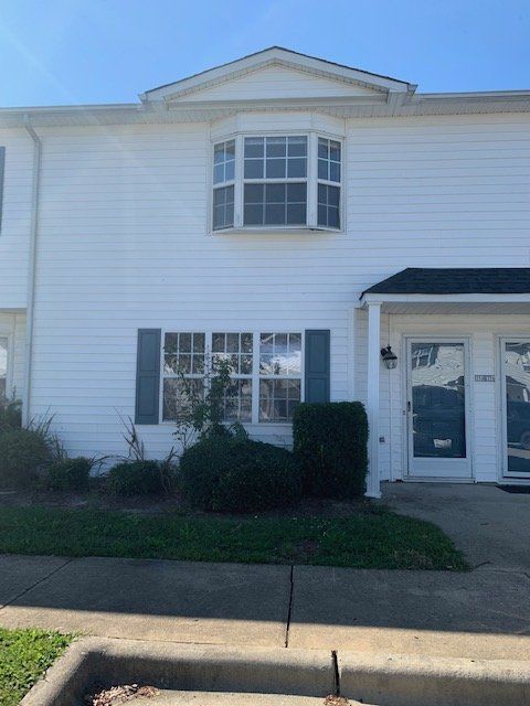 property at 3935 Sterling Pointe Dr