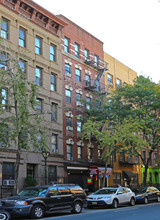 404 W 46th St in New York, NY - Building Photo - Primary Photo