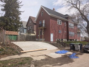 2603 N Richards St in Milwaukee, WI - Building Photo - Building Photo